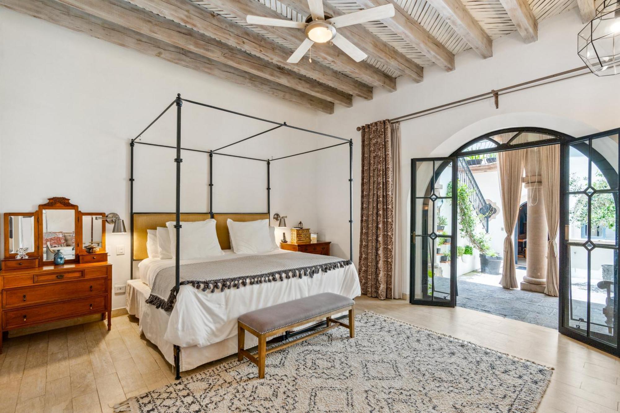 מלון סאן מיגל דה אלנדה Casa Delphine מראה חיצוני תמונה